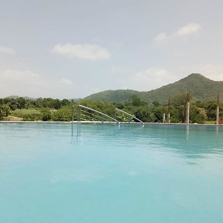Palm Valley Svasti Resort Nāi Extérieur photo